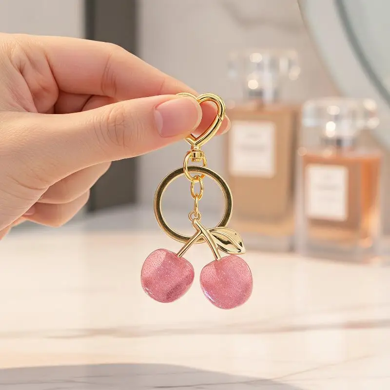 Kirsch-Anhänger Schlüsselanhänger für Frauen Niedliche Taschendekoration Multifunktionaler Schmuck Autoschlüssel-Zubehör Trendiger Charm-Schlüsselring – Detail 6