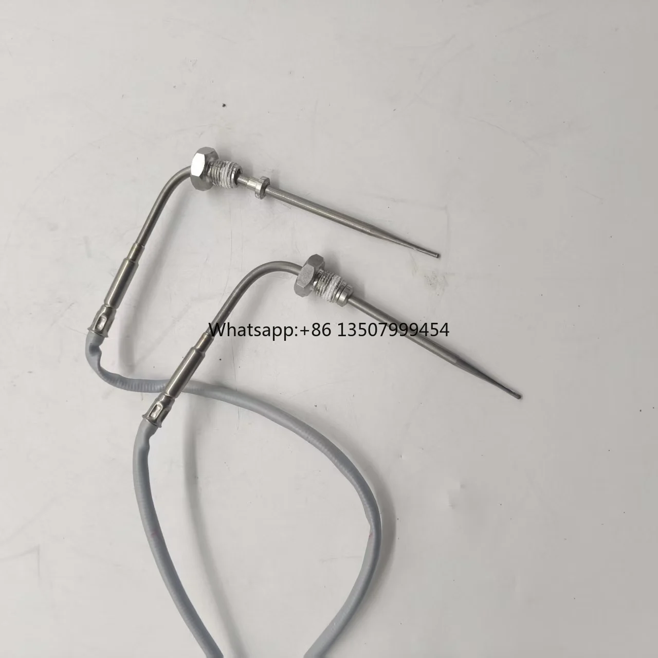 high quality 24v 4326876 system exhaust temperature sensor for Cummins Trucks