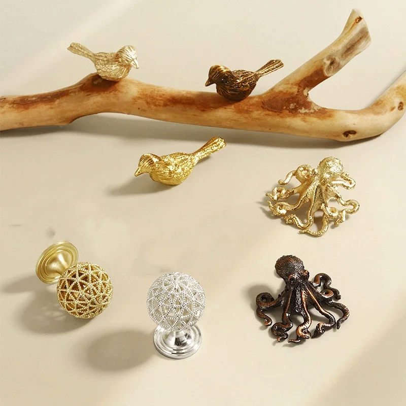 Creative And Minimalist Zinc Alloy Handle, Small Bird Octopus Ball Handles, Cabinet Wardrobe Drawer Knobs