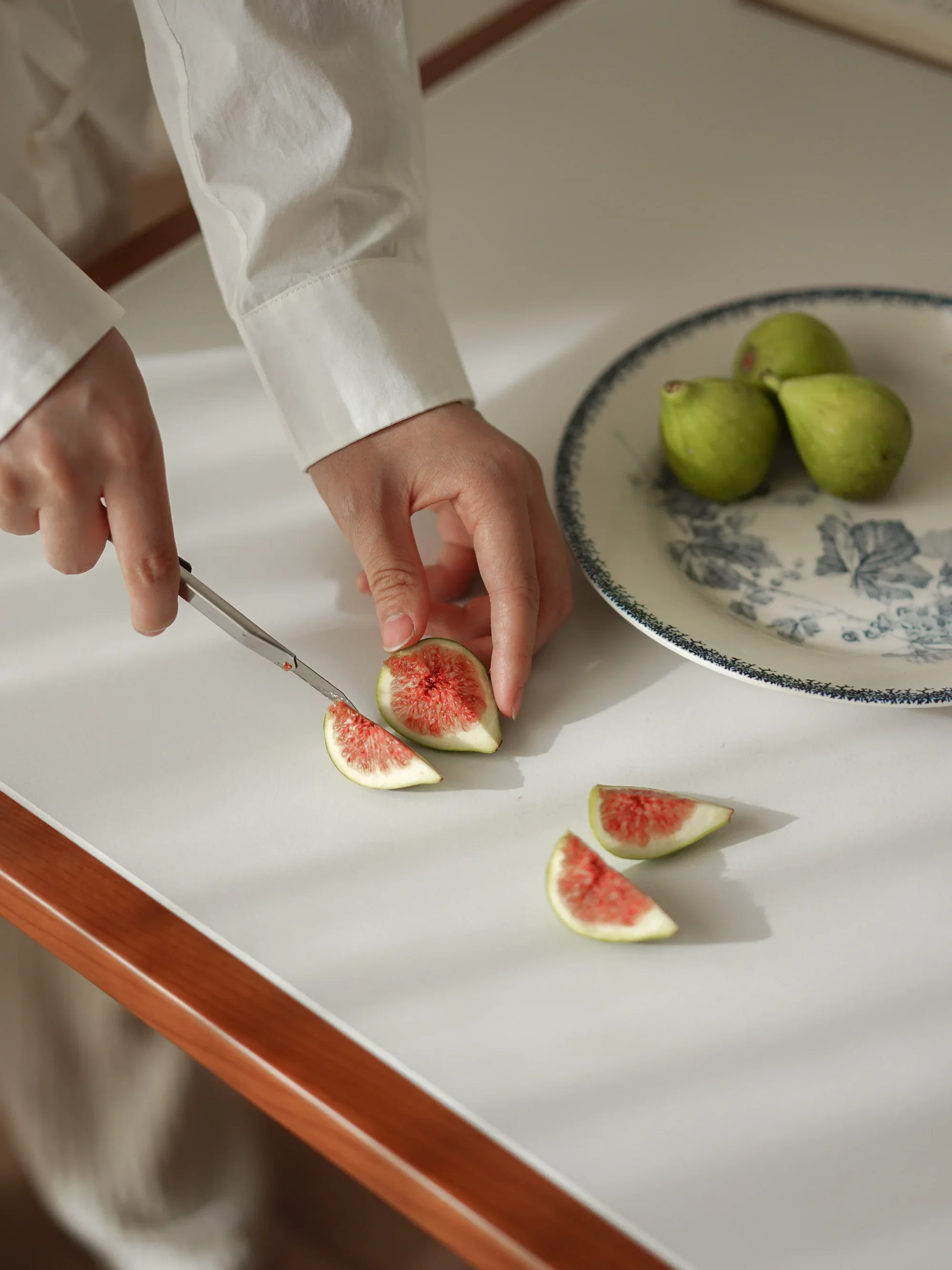 Mesa de jantar de ardósia Península para uso doméstico, mesa de jantar de madeira maciça moderna e simples