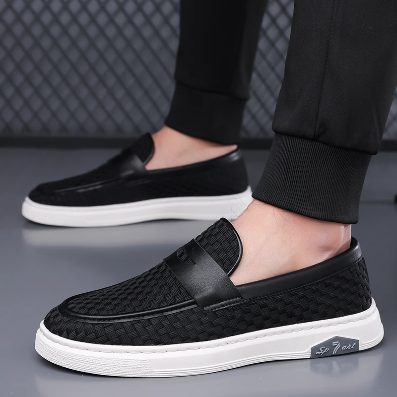 

Fashion Slip on Loafers Men Shoes Board Soft Casual Leather Shoes Men Sneakers Party Weave Pattern Shoes for Man Flat Free