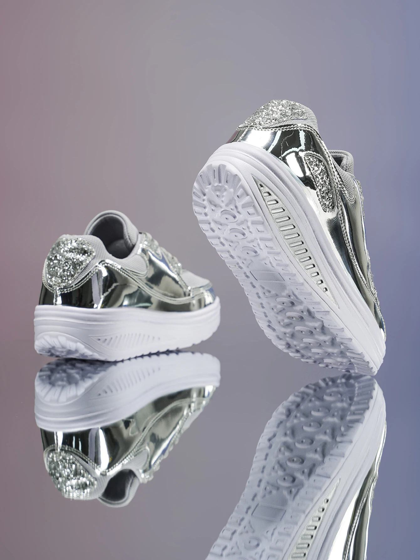 Damen-Outdoor-Wanderschuhe und Laufschuhe in großen Größen, bequeme, vielseitige und modische Sportschuhe für Paare zum Training – Detail 7