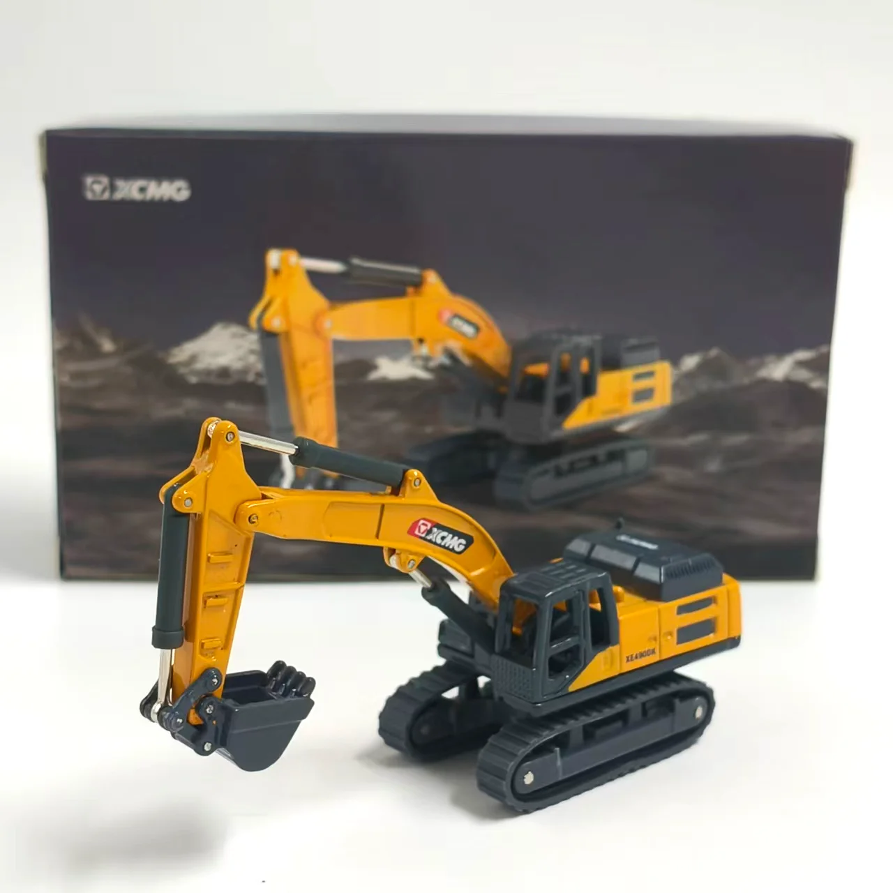 Diecast 1:87 Scale XCMG Mini Excavator Alloy Excavator Model