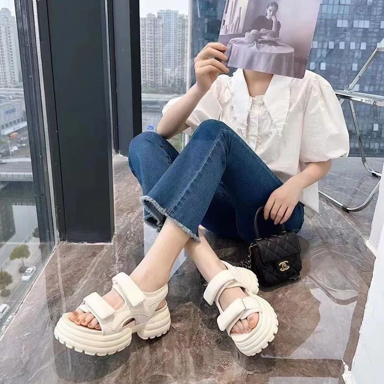 Casual Fairy Wind Women Sandals Summer New Thick Sole Simple All-match Sports Beach Shoes Solid Color Exquisite Outdoor Sandals