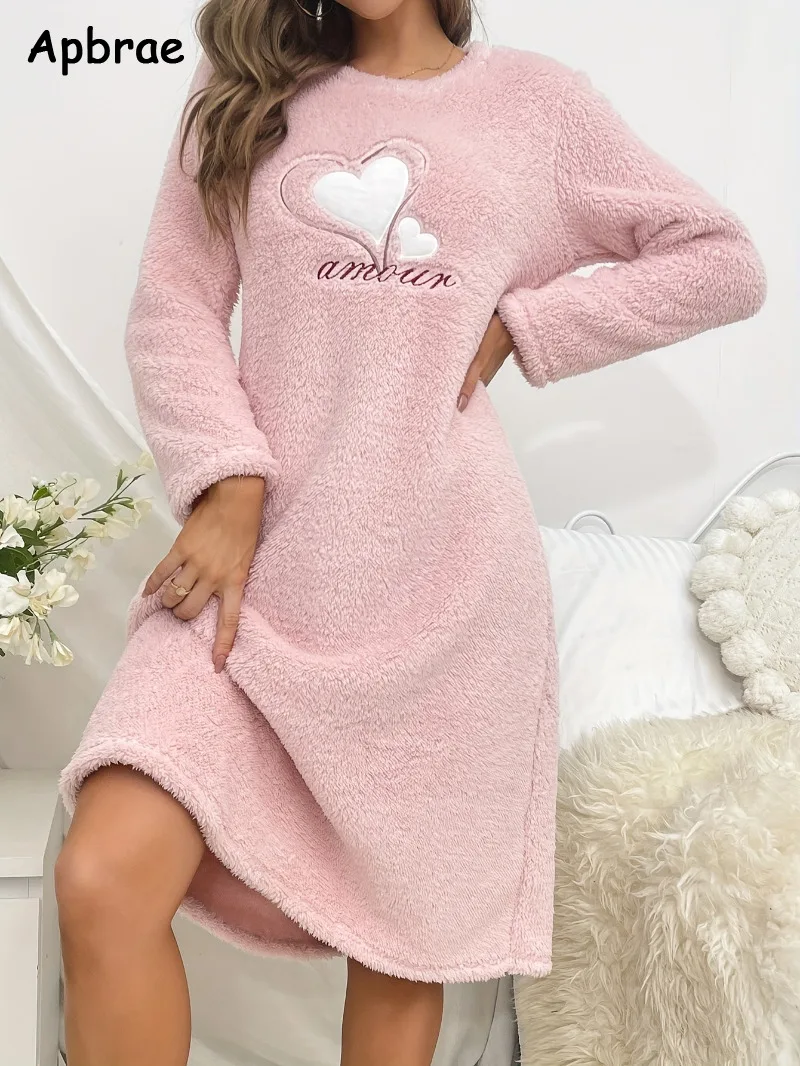 Kadınlar için kalp baskı pazen gecelik kış kadınlar uzun kollu Nightgowns uzun kadın Sleepshirt kazak pijama elbise