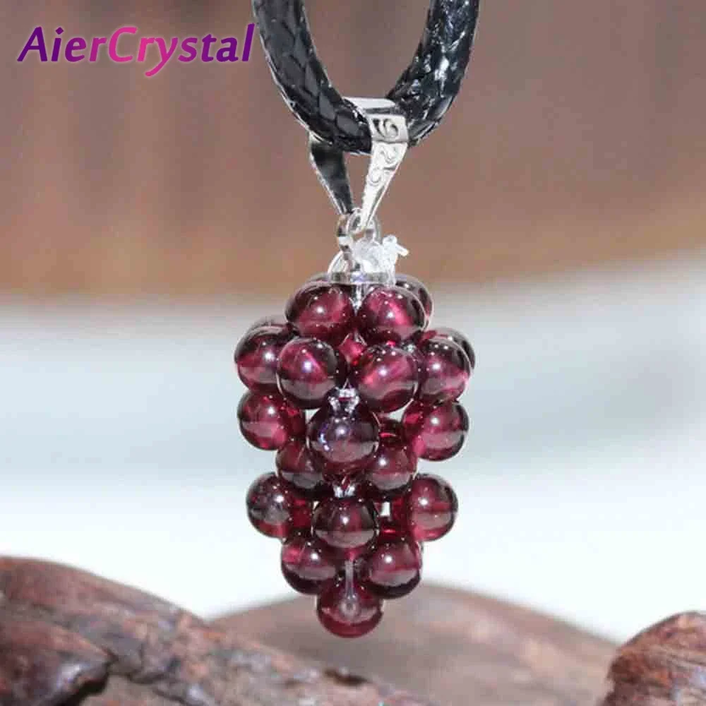 0.6in Natural Material Garnet Grape Pendant Women's Necklace Reiki Healing Decoration Mineral Crystals Bead Raw Stone Jewelry