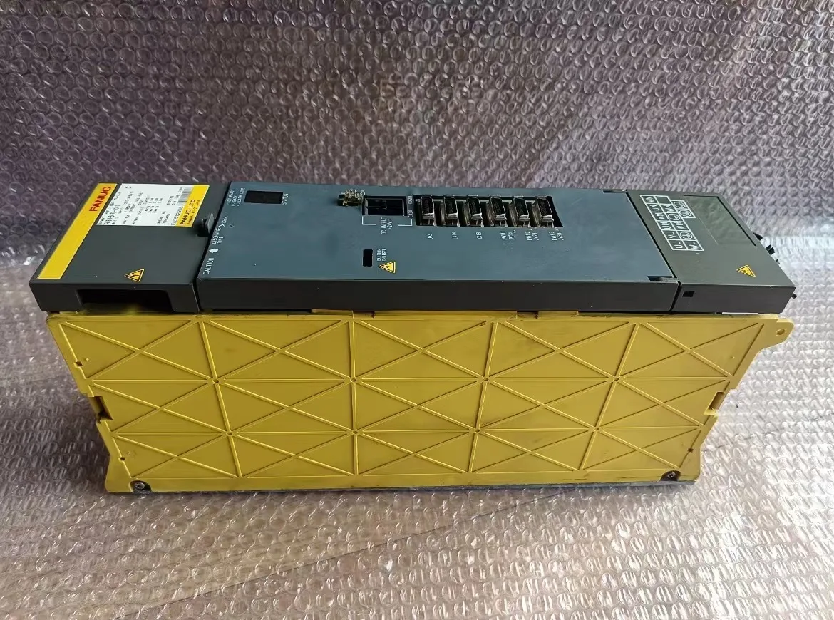 A06B-6079-H301 A06B-6079-H302 A06B-6079-H303 second-hand tested ok  Servo Drive in good Condition