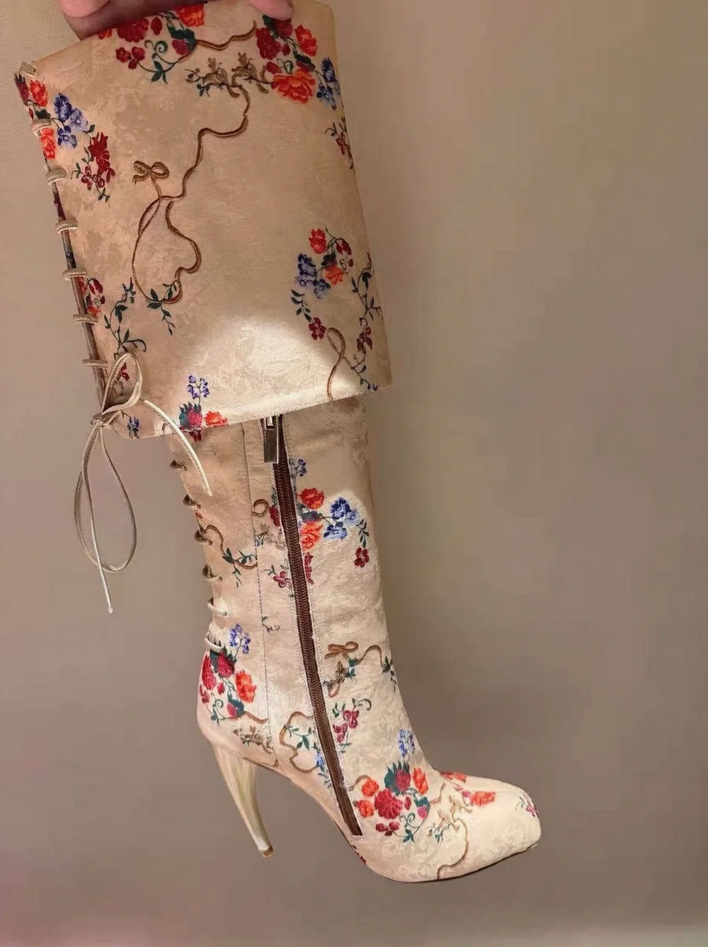 Retro Floral Embroidered Knee High Heel Boots Side Zipper Back Lace-up Design Elegant Unique Curved Heel Boots