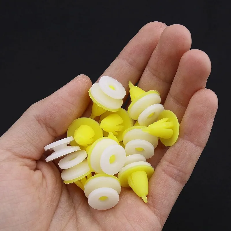 50PCS Door Card Panel Interior Trim Clips Fasteners for Renault Megane Opel Vivaro Movano Nissan Volvo V70 XC70 XC90 7703077250 view 6