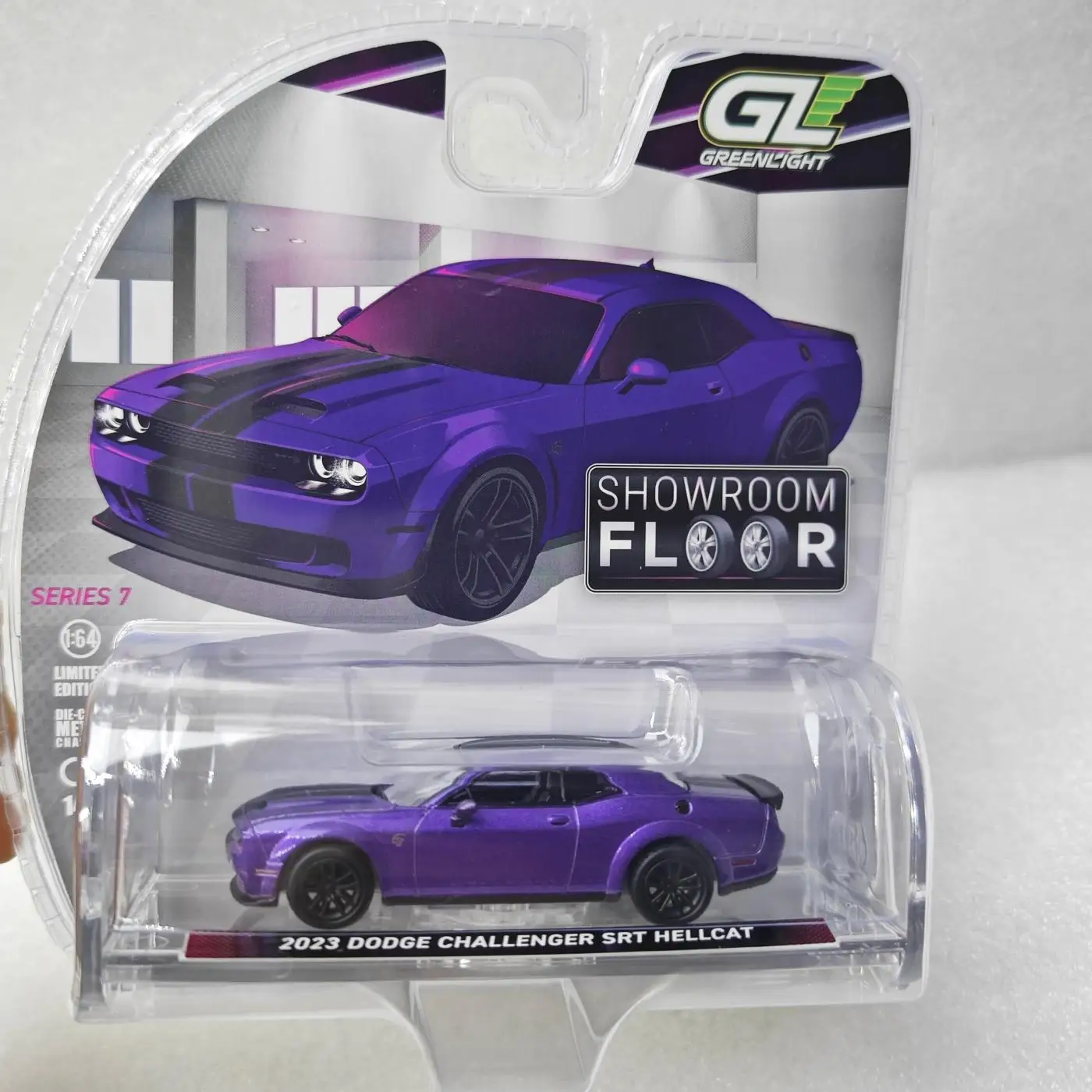 Greenlight 1:64 Showroom Série 7-2023 Dodge Challenger SRT Hellcat Prison Break Plum Crazy