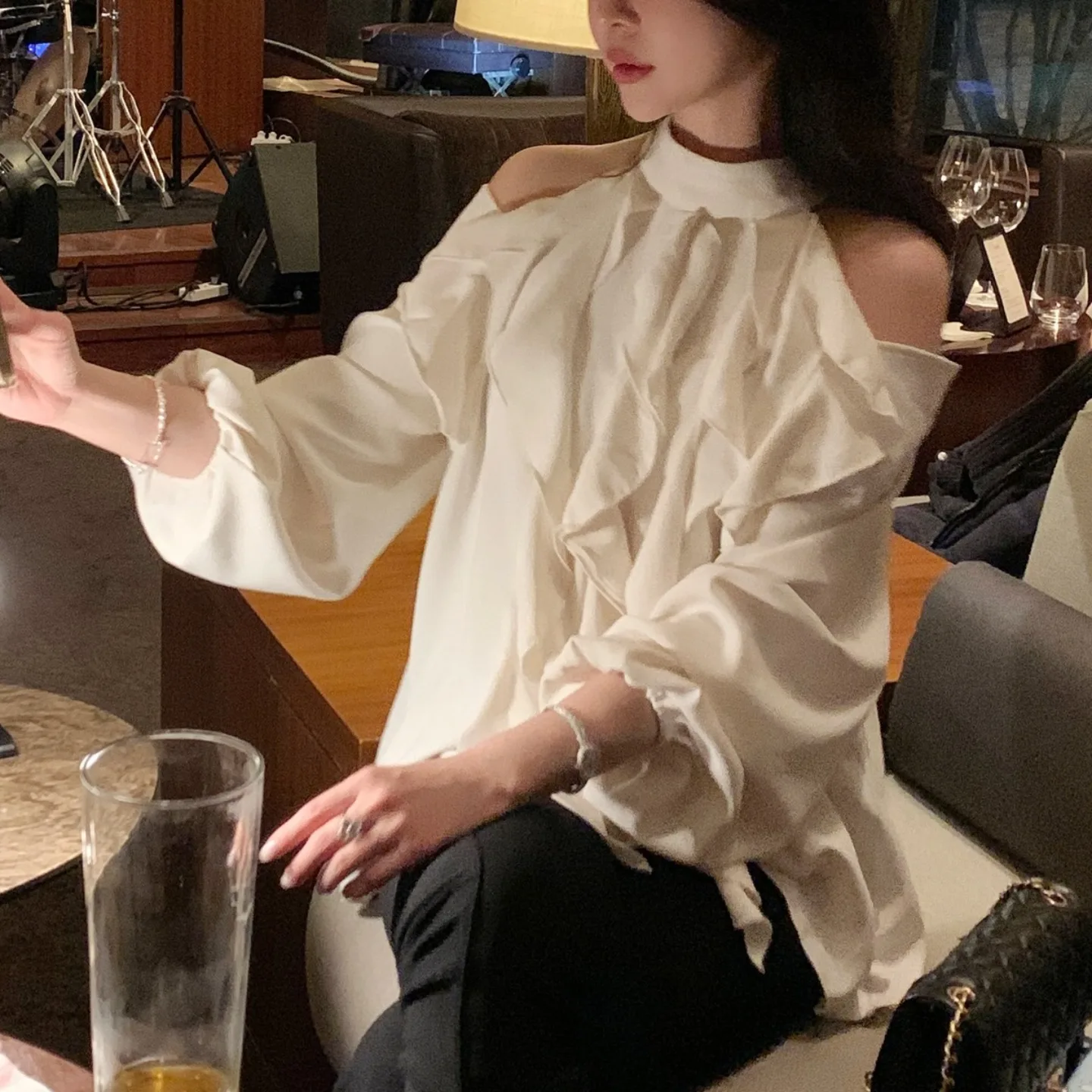 

Elegant Spring Gentle Wind Design Chic Shoulder Bared Half High Collar Lantern Sleeve Shirt Loose Fit Korean Style Breathable