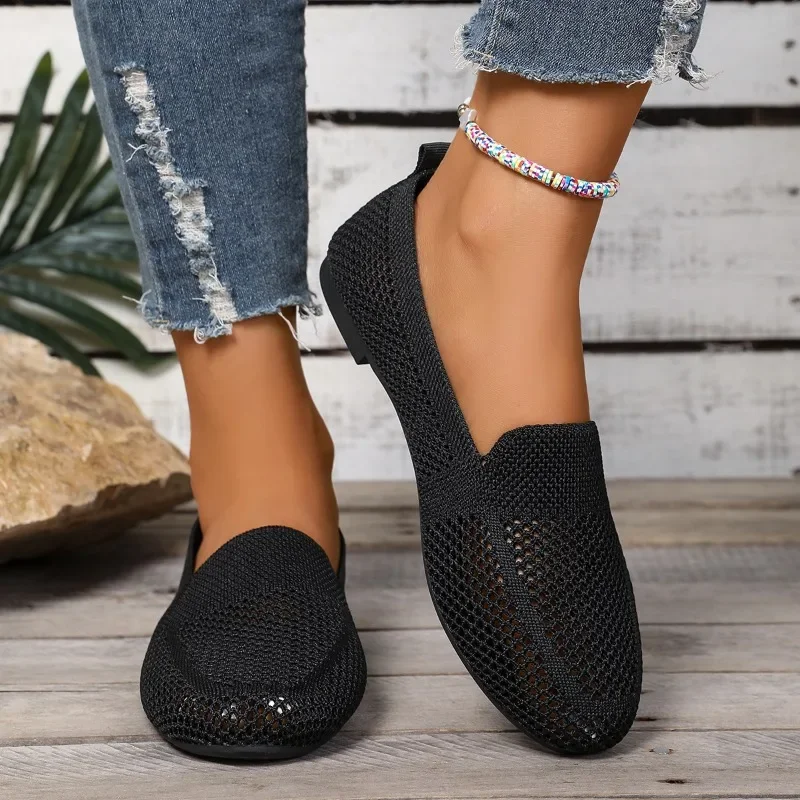 

2025 Hot Sale New Mesh Women's Flats Outdoor Breathable Soft Bottom Slip on Flats Plus Size Comfortable Casual Walking Shoes