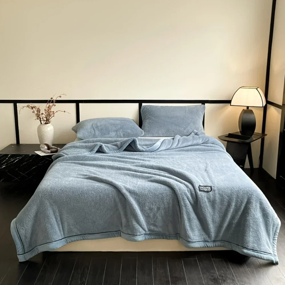 Half Plush Microfiber Blanket Short Velvet Fluffy Throw Warm Cozy for All Seasons Twin/Full/King Size Available