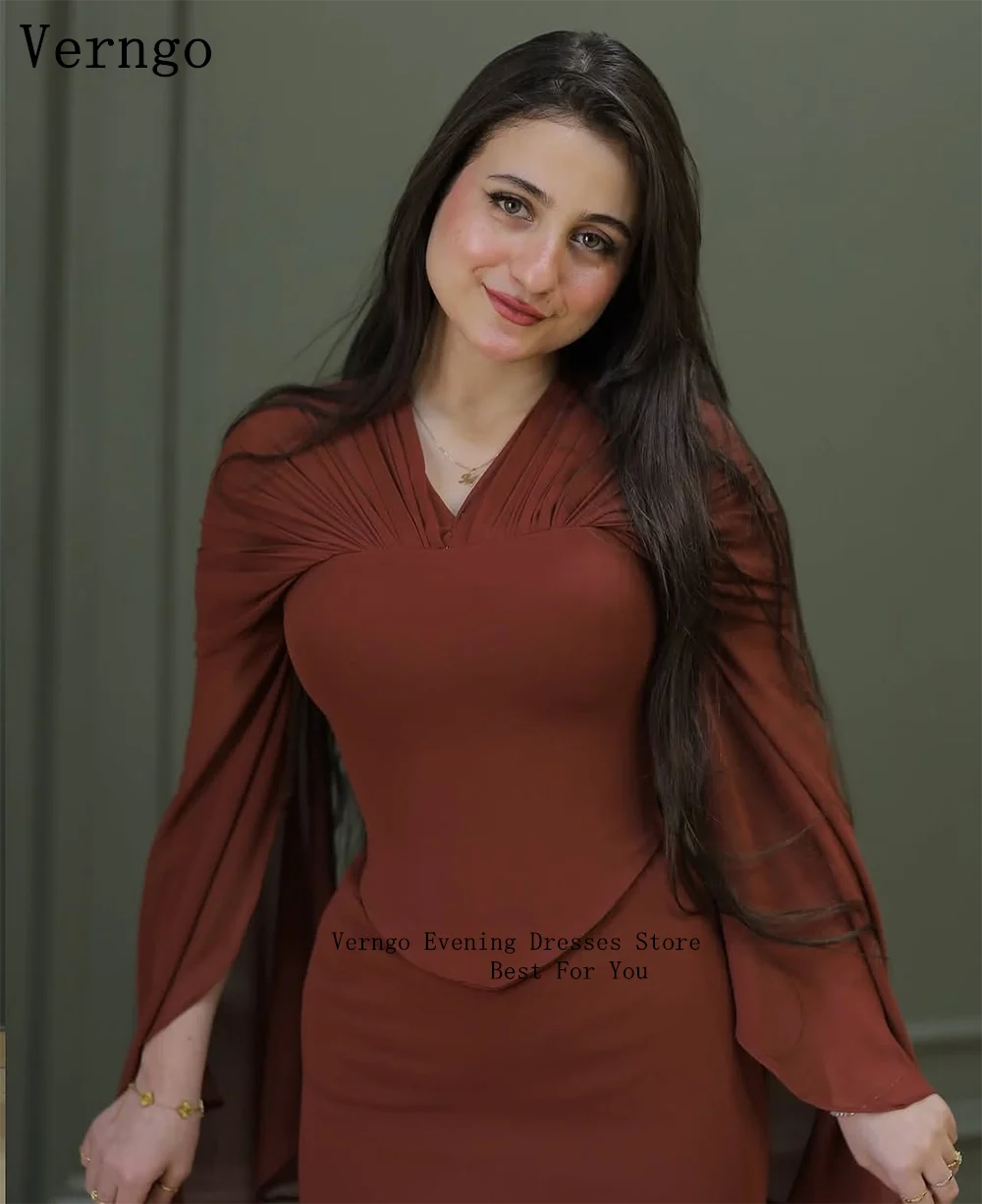 فساتين Verngo باللون العنابي من الكريب للمناسبات الرسمية ورقبة على شكل V وأكمام طويلة فساتين حفلات حورية البحر سويب تراين فستان سهرة عربي مخصص