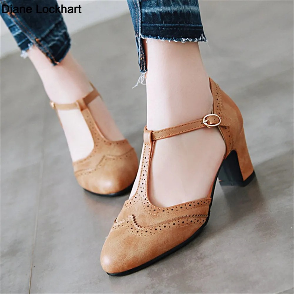 2024 Vintage PU Leather Women\'s Shoes Rome Style Splice Pointed Toe Buckle T-strap Ladies High Pumps Plus Size 32-43