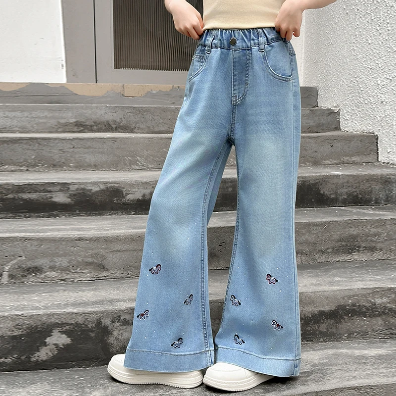 

Children's sports jeans 2026 summer new thin style embroidered jeans for boys' feet and wide leg flared jeans for girls