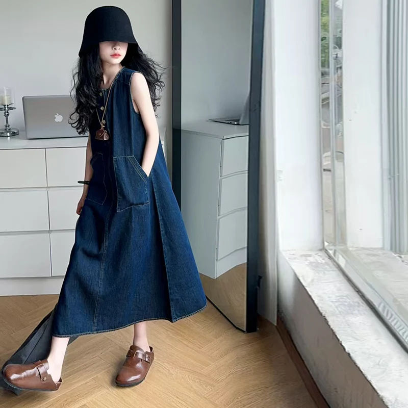 فستان صيفي للأطفال على طراز هونج كونج بدون أكمام من قماش الدنيم للفتيات موضة عالية ملابس الشارع فستان جينز كاجوال أزرق عتيق للأطفال
