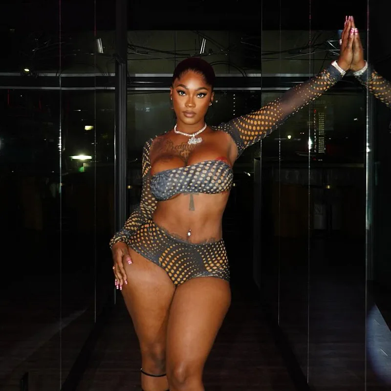 

Прозрачный комплект из трех предметов с принтом в горошек, женские сексуальные укороченные топы + накидка с длинными рукавами + шорты, одежда для ночного клуба, костюмы для вечеринок