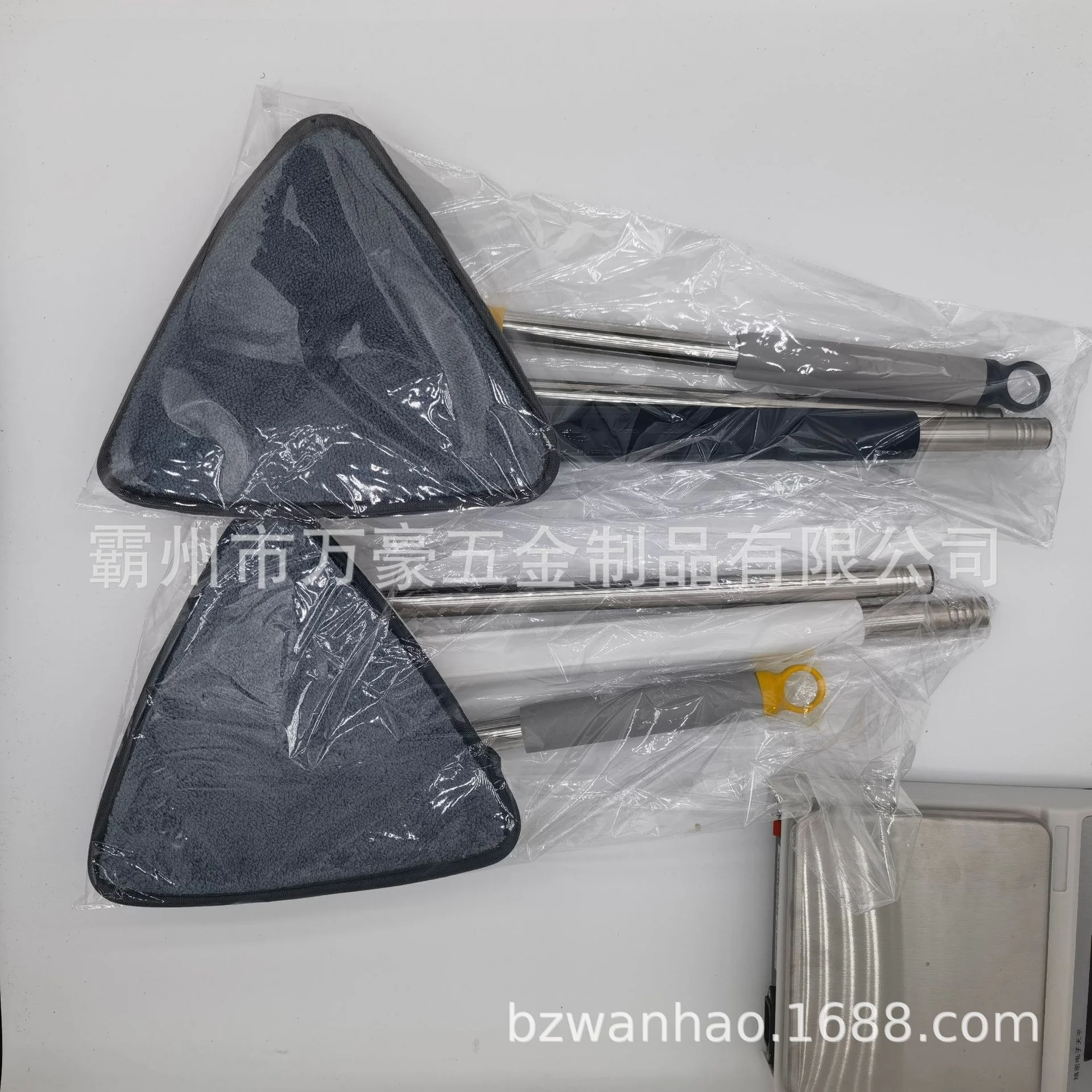 Large and small triangle wringing wiper blade, hand free washing, hand wringing, lazy mop cloth, wiping glass ceiling, magic