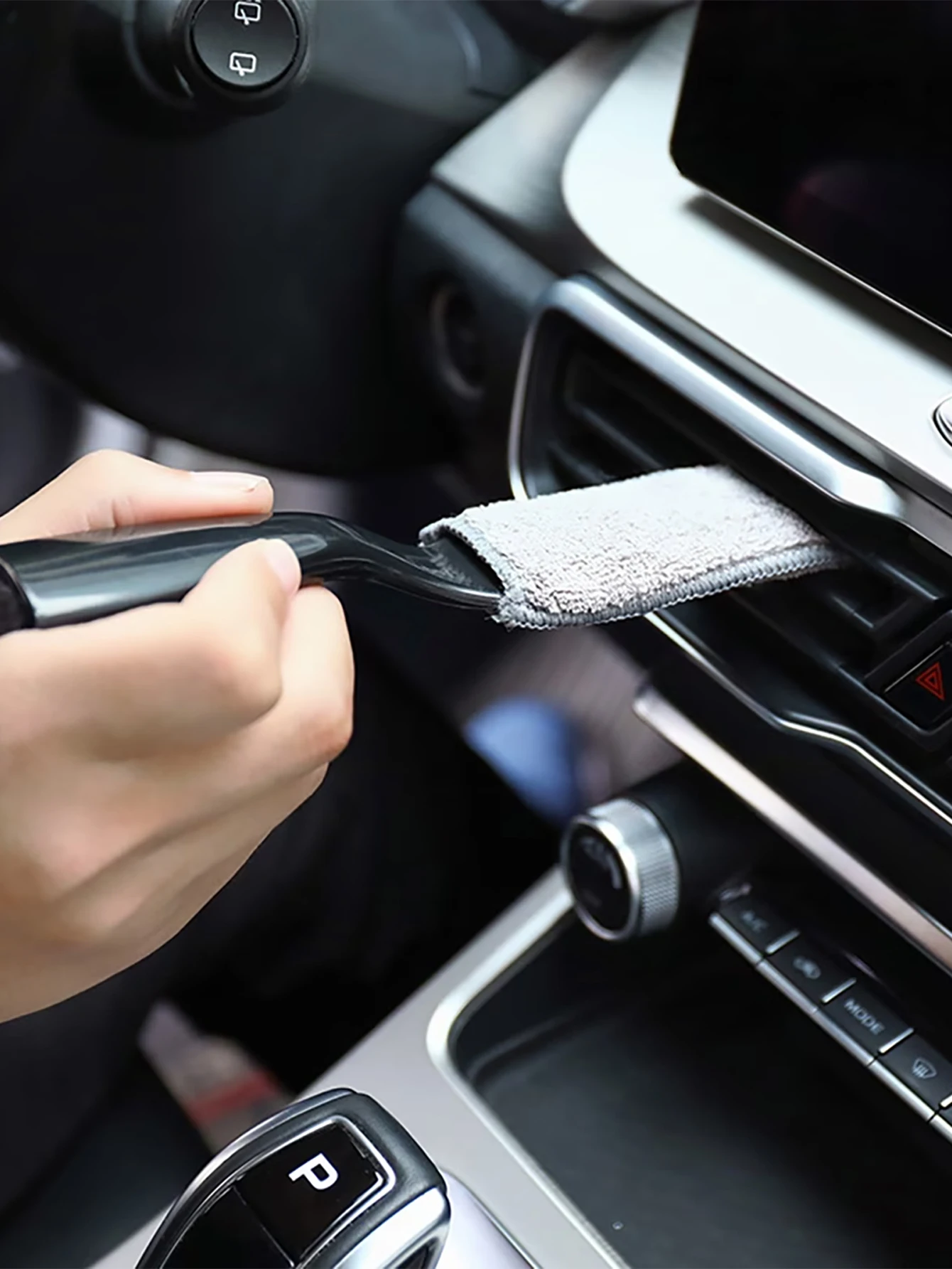 2-Piece Car Interior Cleaning Brush Set, Including a Car Air Vent Brush and a Soft Bristle Dust Brush, Dual-Headed Tool for Cleaning Car Interiors, Suitable for Air Conditioning Vents, Blinds, and Narrow Spaces - Ideal for Vehicle and Home Cleaning, Cleaning Supplies