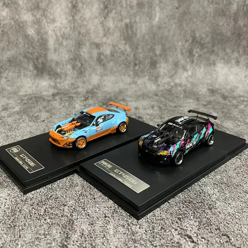 

DCM 1:64 модель автомобиля 4586GT литой спортивный автомобиль из сплава с покрытием «перф и Хкс»