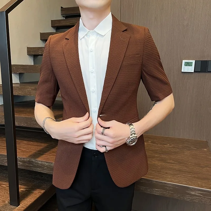 

173 Men's casual three-quarter sleeve brown suit summer thin Korean style trendy slim short-sleeved suit