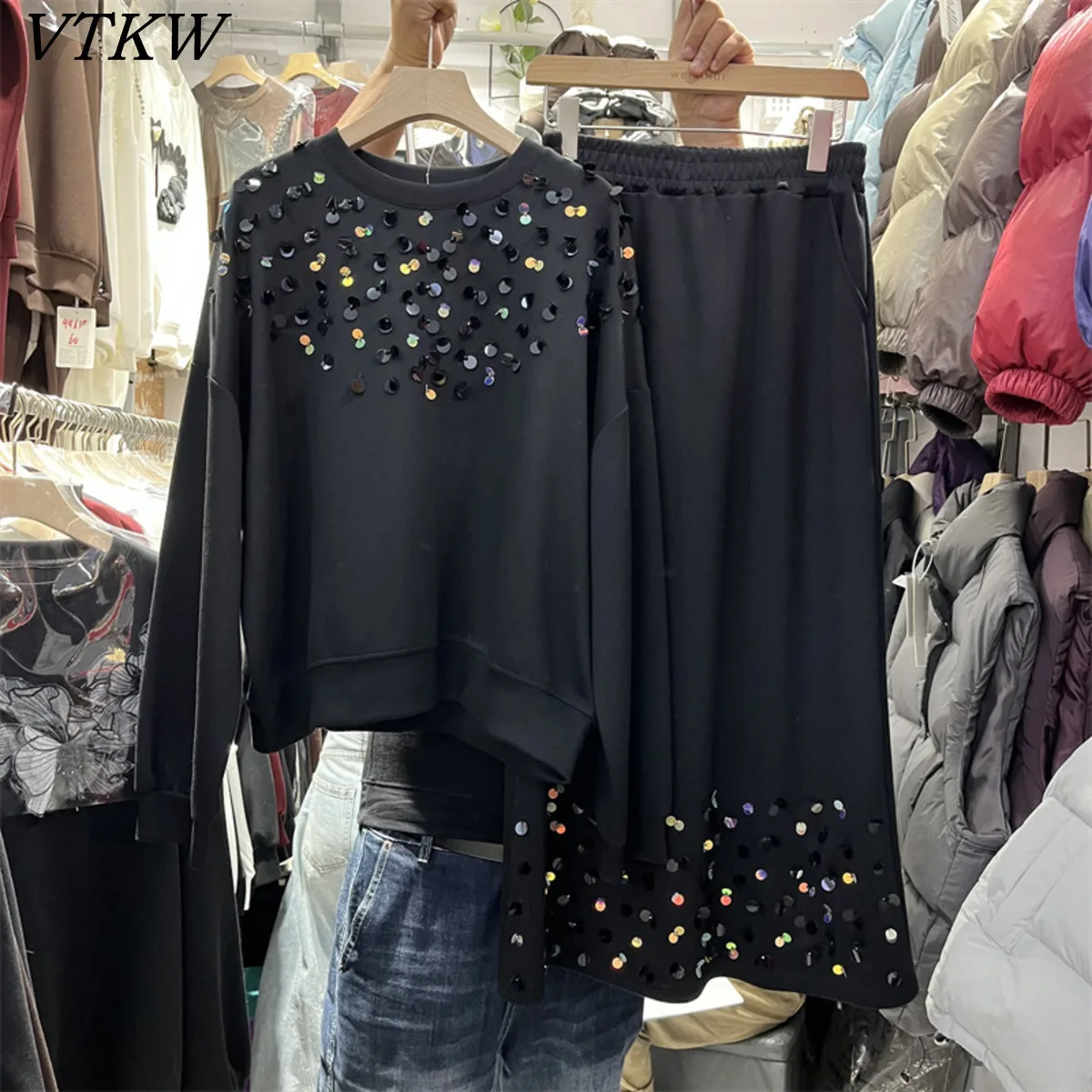 

VTKW Womens 2 Piece Set Sweatshirt Skirt Sequin Patchwork Round Neck Long Sleeve Elastic Waist Solid Color Autumn Winter