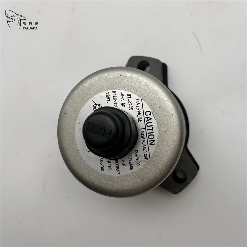 Untuk filter napas hidrolik EC55 EC60 EC140 EC210 EC360B EC380 EC480 penutup tangki minyak katup penyaring pernapasan Valve