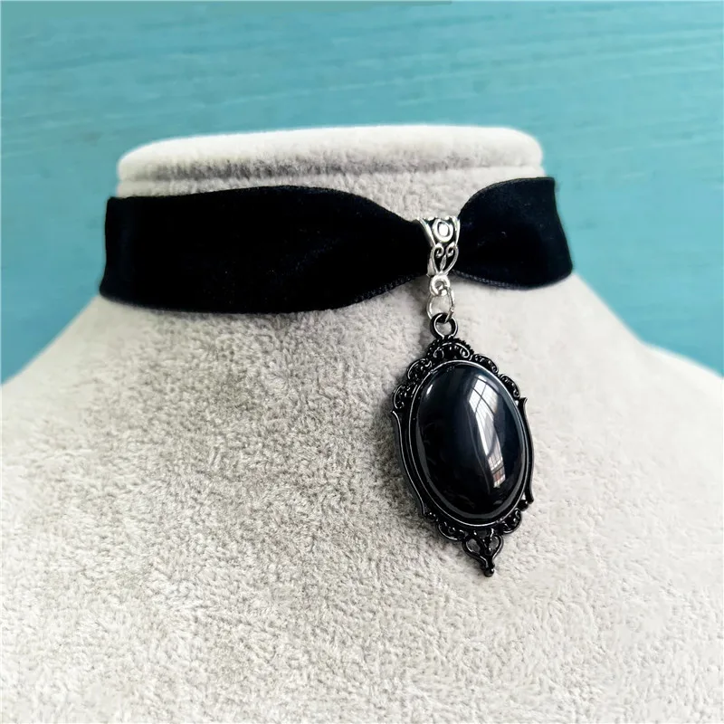 Vintage Gothic Witch Blood Red Pendant Necklace Women Black Creative Punk Chocker Personalised Jewelry Accessory Wholesale