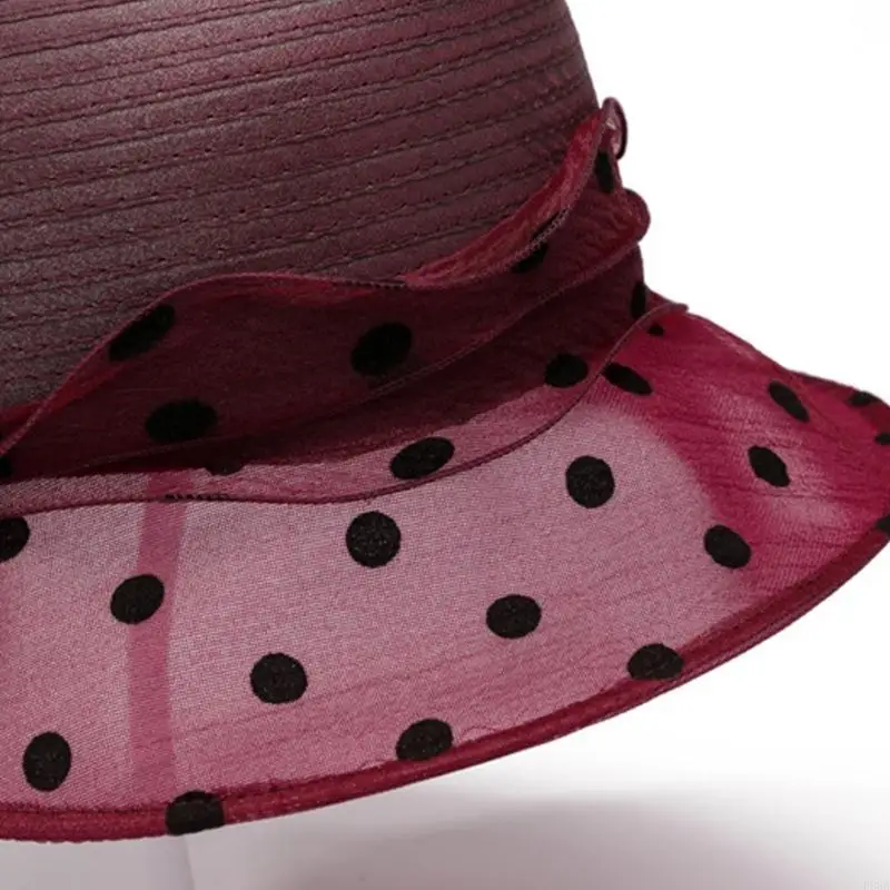 

P88A Yarn Sunproof Bucket Hat with Dot Flower Decors Fisherman Hat for Elder Ladies