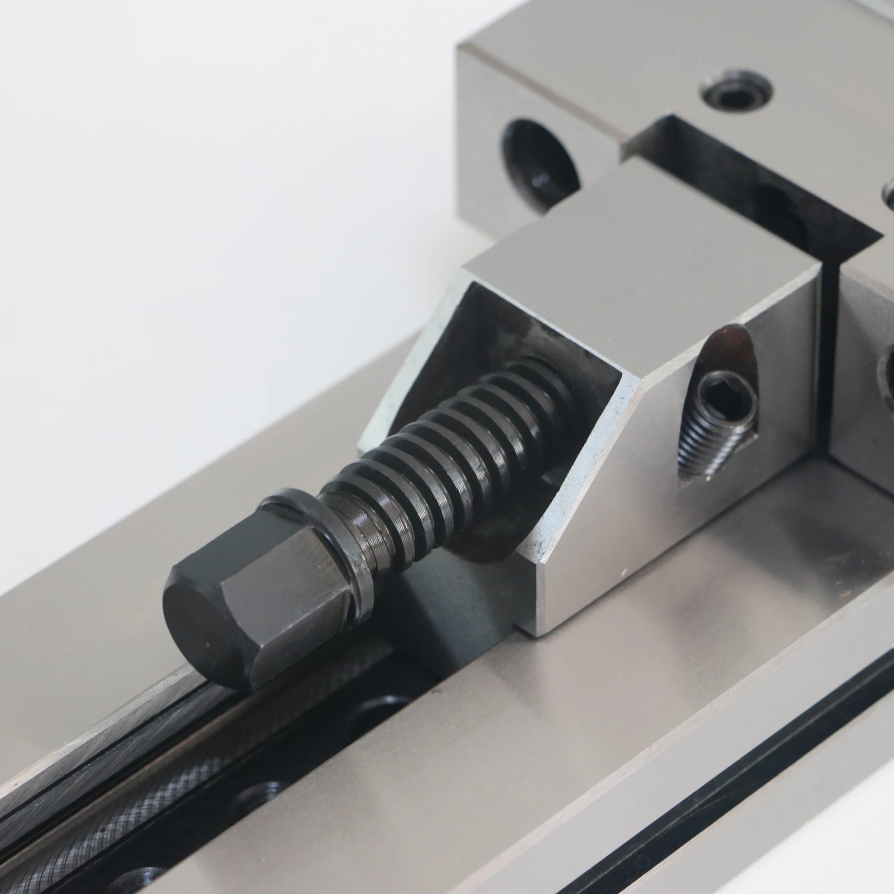 High Quality CNC Modular Vise GT150/GT175/GT200/GT300 Quick Action Precision Machine Tool Steel Material Manual Drive Gear Core