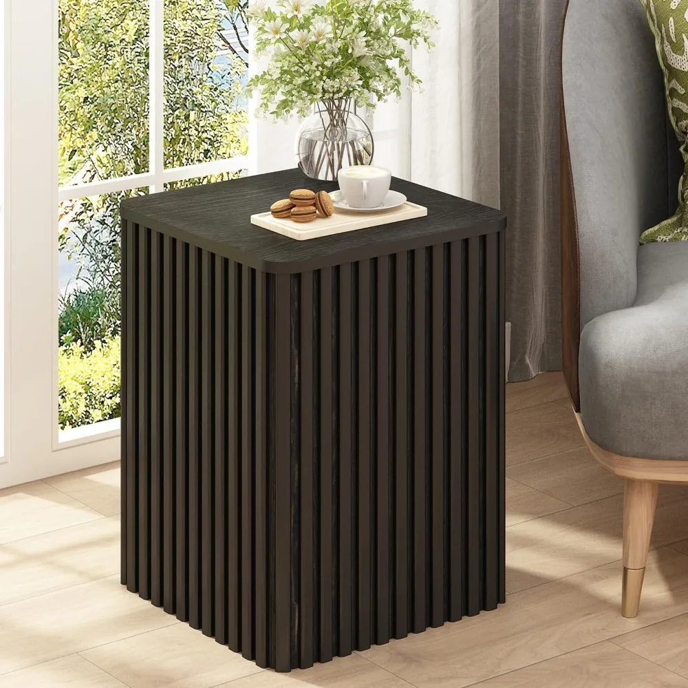 

Приставной столик с местом для хранения — небольшой квадратный торцевой столик со столешницей из цельного дерева, акцентные столики, современный фермерский дом, пьедестал для напитков