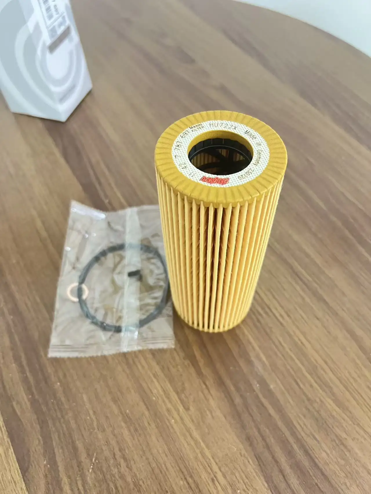 

Oil Filter For BMW 1 3 5 7 X3 120d 318d 745dE90 E46 E91 E81 E87 E60 E61 E65 E66 Diesel 320d 520d 2.0d E83 LCI 2.0TDI 11427787697