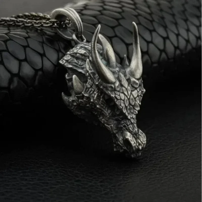 Temperament Viking Five-Pointed Star Dragon Head Zodiac Snake Wolf Head Double Ax Honor Deer Head Pendant Necklace