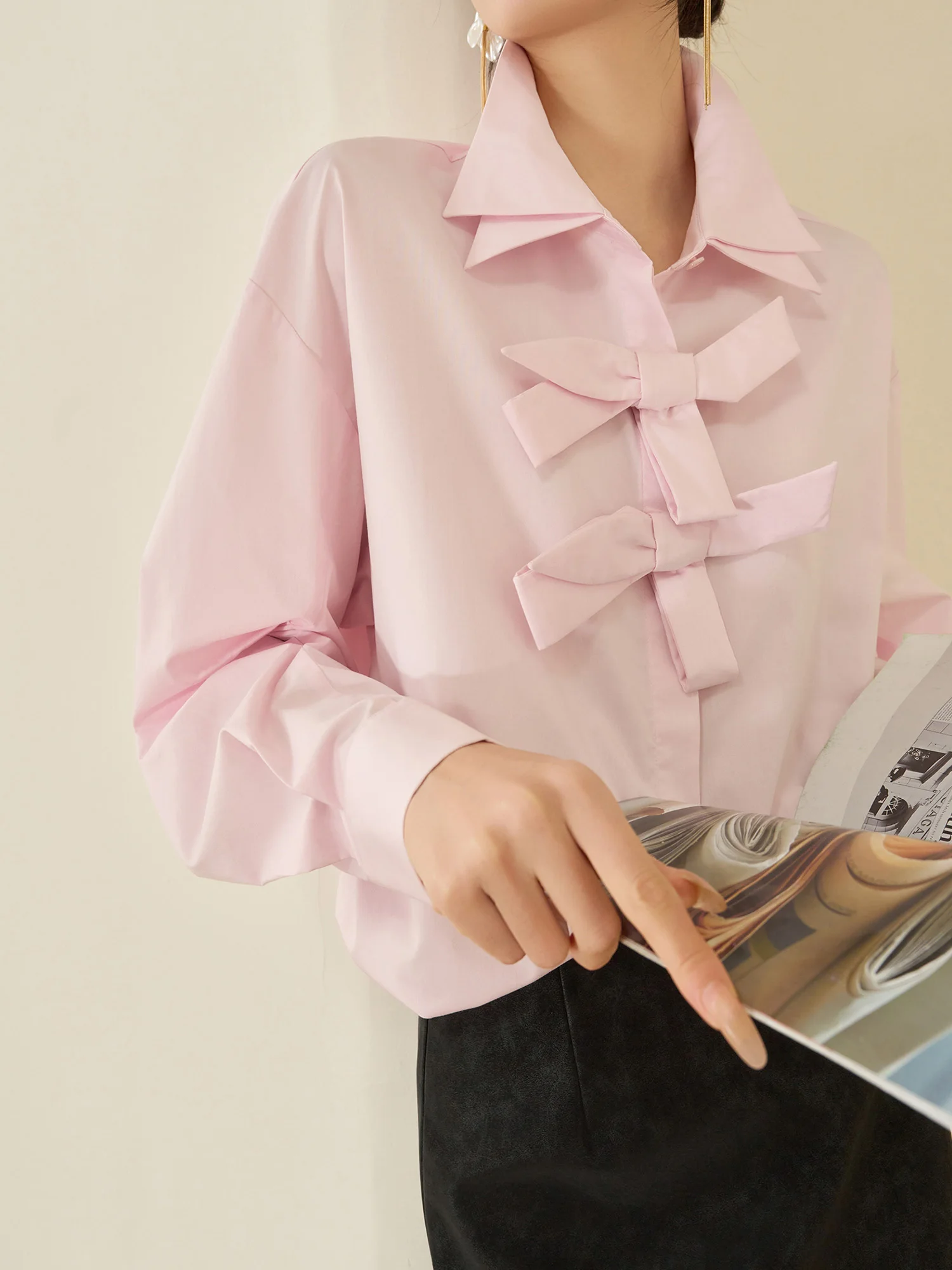 

Весна 2026: Женская свободная розовая блузка с длинным рукавом в корейском стиле, струящаяся, с узлом, из полиэстера, повседневный модный топ