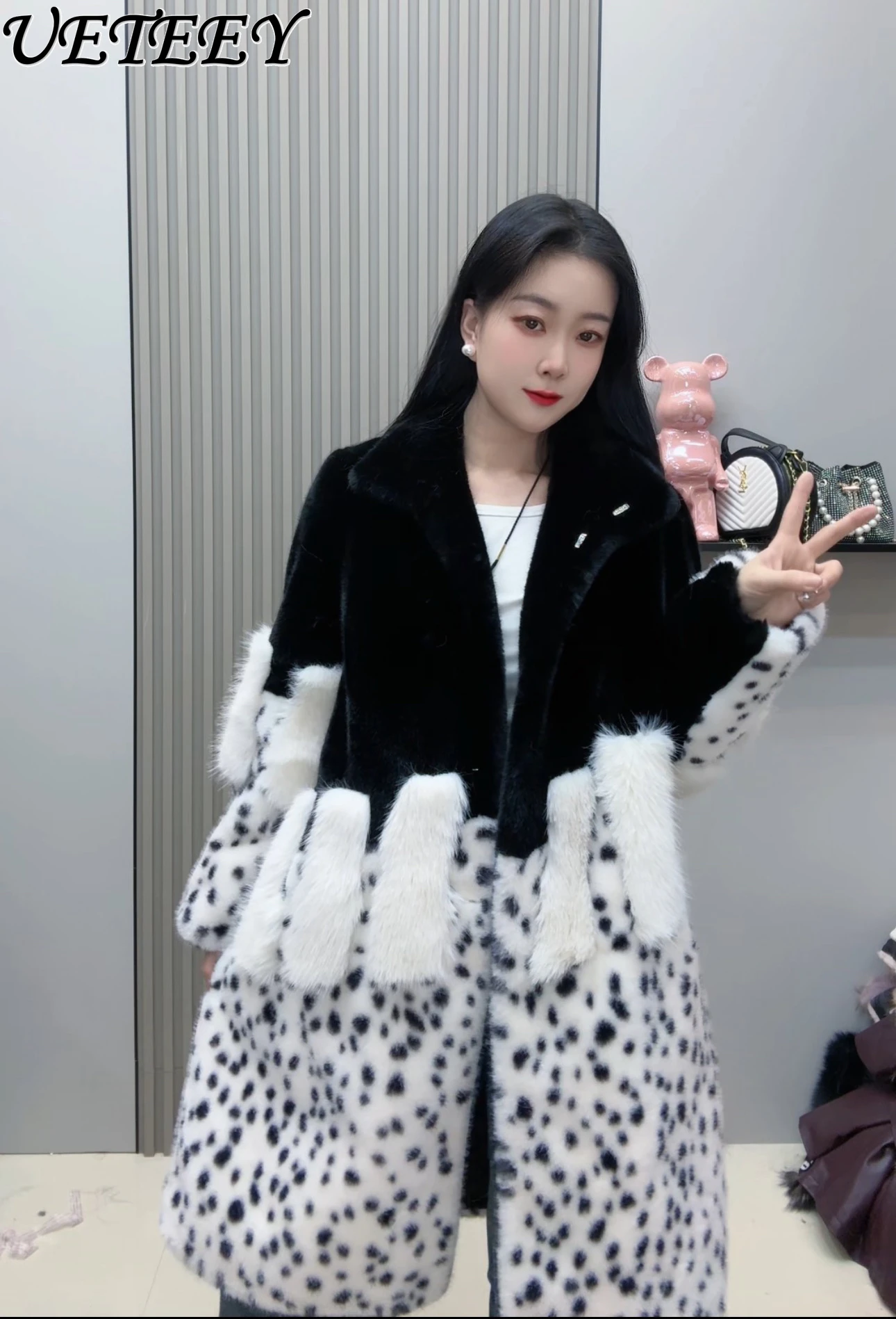 

2025 Autumn Winter New Design Fashion Fur Coat Lady Elegant Runway Style Spotted Patchwork Thickened Warm Long Coats for Women