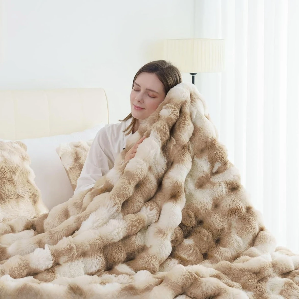 Cozy Weighted Faux Rabbit Fleece Blanket