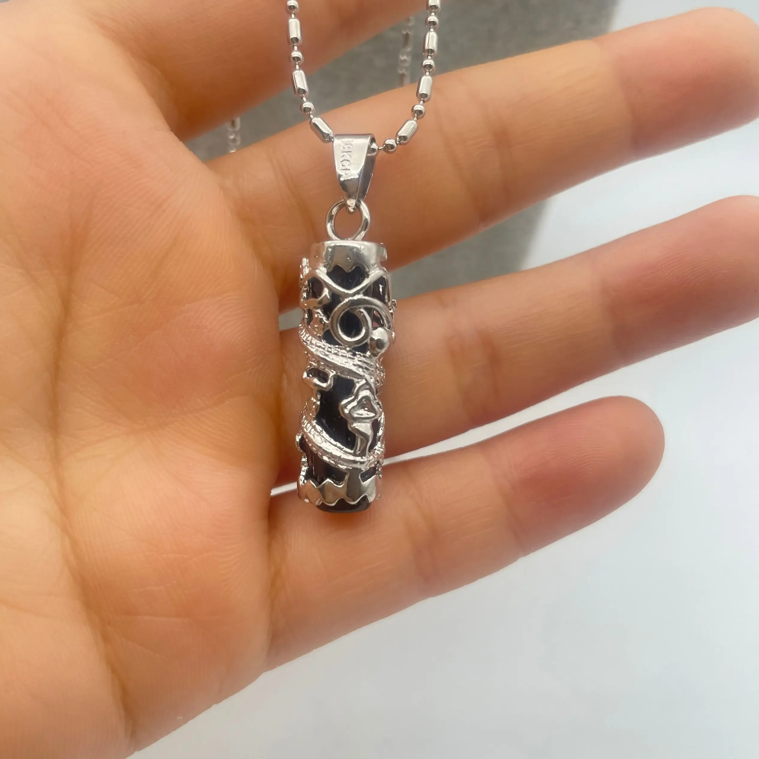 

Women's classic fashion cylindrical Black Jade Pendant Necklace