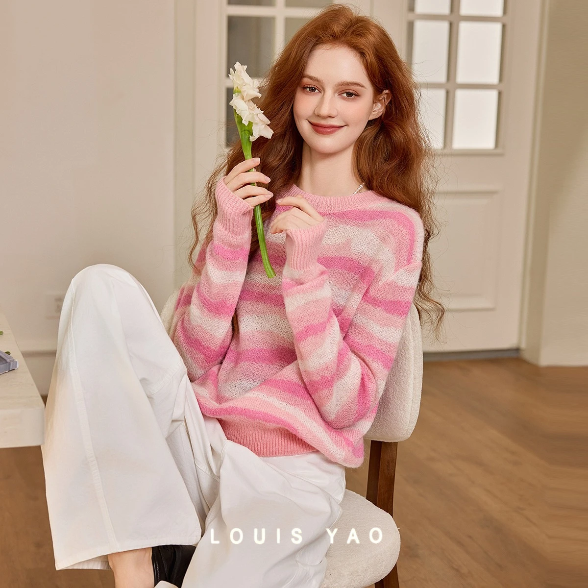 LOUIS YAO Maglieria da donna a righe a contrasto di colore rosa e bianco 2025 Pullover autunnali Maglione lavorato a maglia dolce leggermente elasticizzato