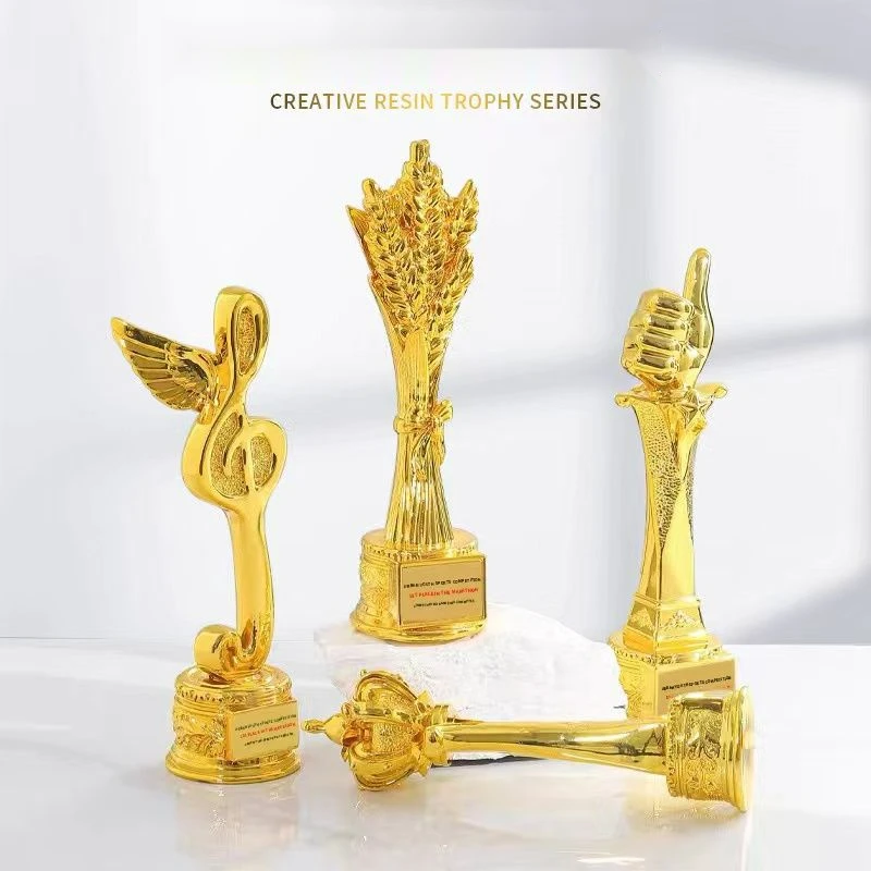 جائزة ممتازة للموظفين، مسابقة جائزة الأطفال، الرقص، الغناء، الاجتماع السنوي للطلاب، الفائز على الكأس المخصص