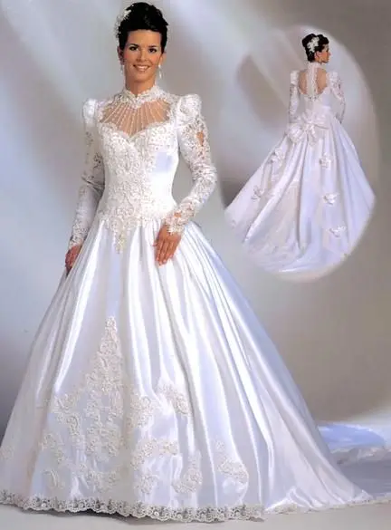 Vintage 1980\'s Wedding Dresses with Long Sleeve Retro Lace Applique Beaded Neck Royal Train Princess Bridal Gowns