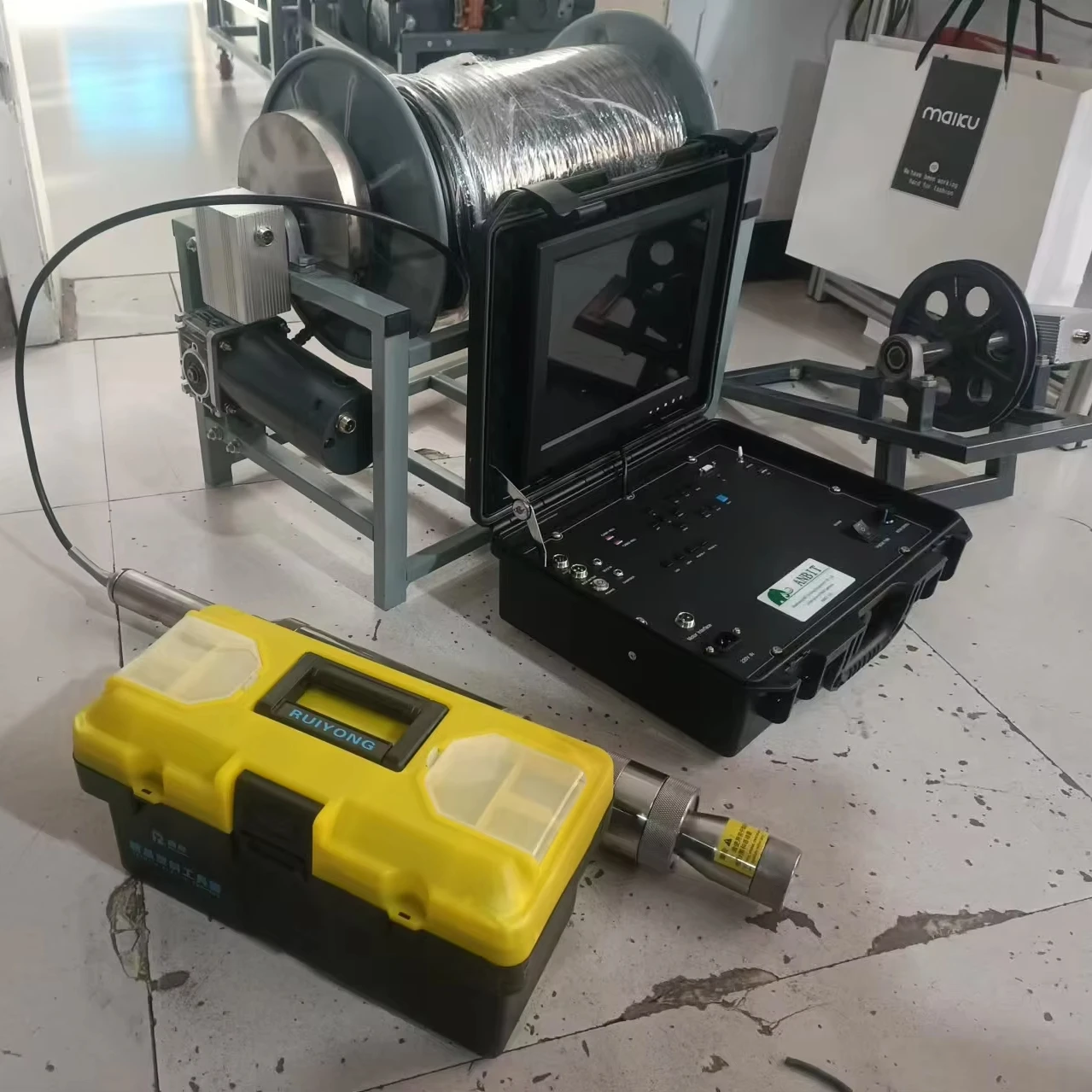 

73mm Panoramic Borehole Camera IP68 Waterproof High Resolution 360 Rotate Downhole Inspection Camera System