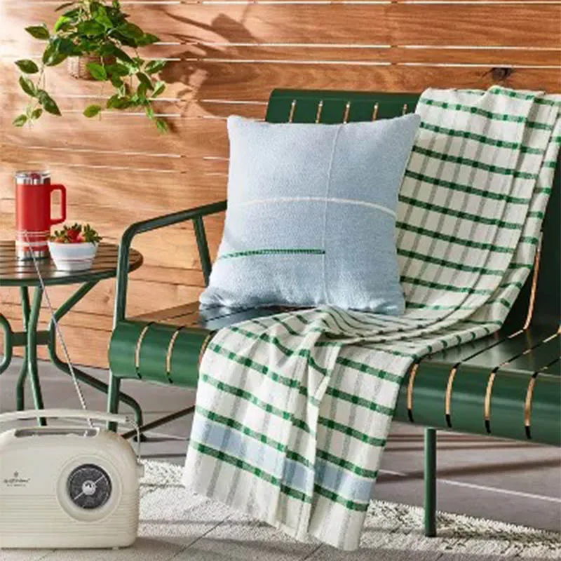 

100% cotton comfortable plaid woven blanket farmhouse style machine washable.