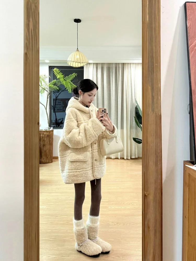 

Korean Sle Hooded Lamb Fur Jaet Winter New Loose Casual Versatile Warm White Eco-friendly Furry Top Women's Commute Sle