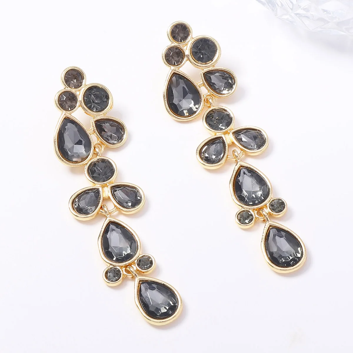 Vintage Wassertropfen Kristall Strass Ohrhänger für Frauen Lange Metall-Tropfenohrringe Statement Party Hochzeit Schmuck Geschenke – Detail 6