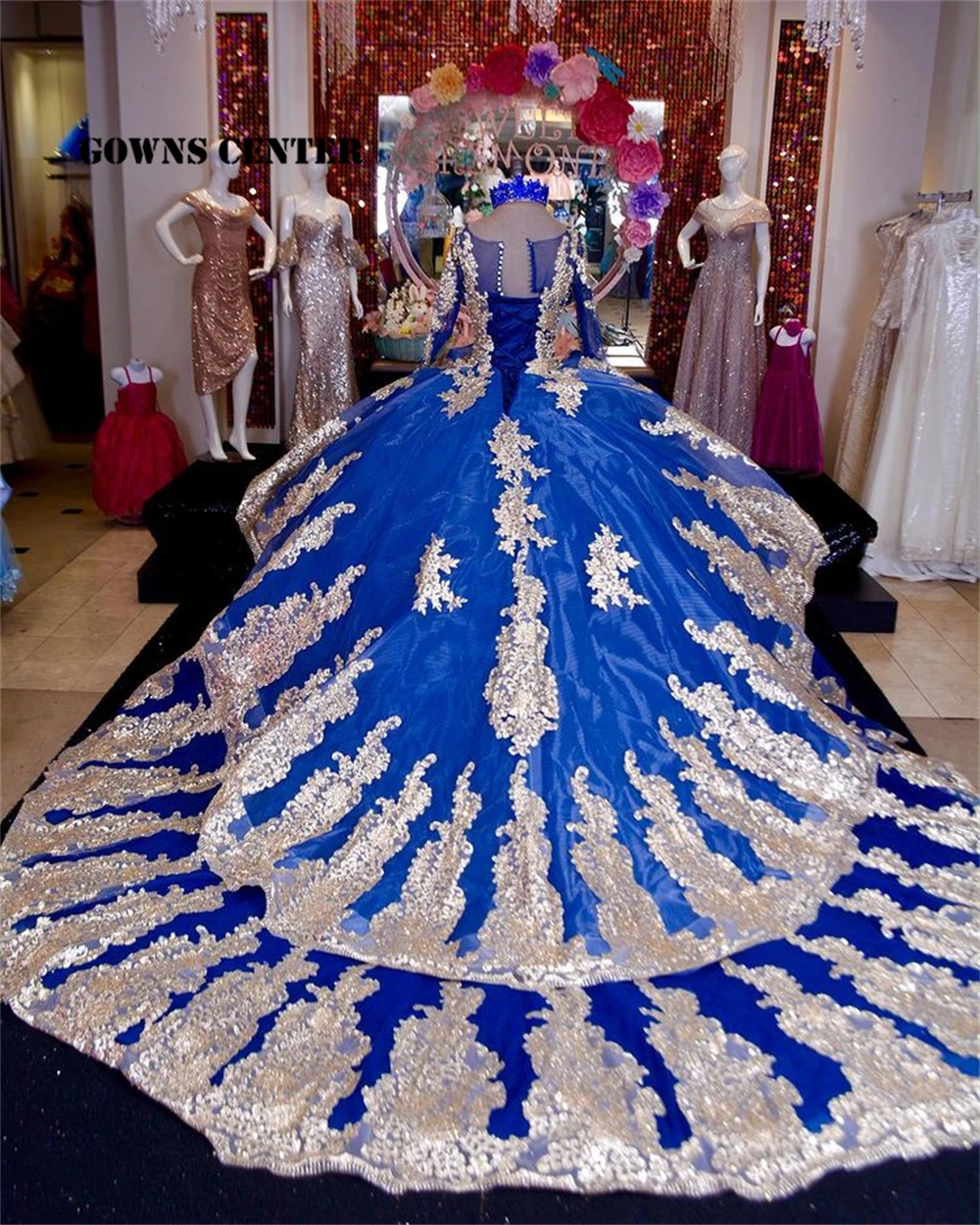 Royal Blue Long Sleeve Quinceanera Dresses Ball Gown Sequin Applique Birthday Party Dress Button Lace Up vestidos de quinceañera