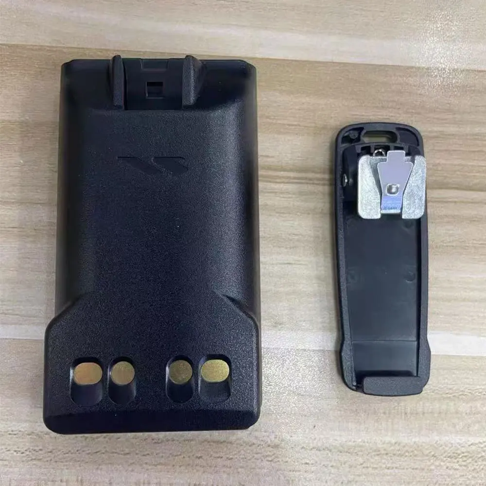 4 ชิ้น 2600 มิลลิแอมป์ชั่วโมงแบตเตอรี่ลิเธียมไอออนสำหรับเวอร์เท็กซ์ EVX261 EVX531 EVX539 VX451 FNB-V134LI วิทยุ