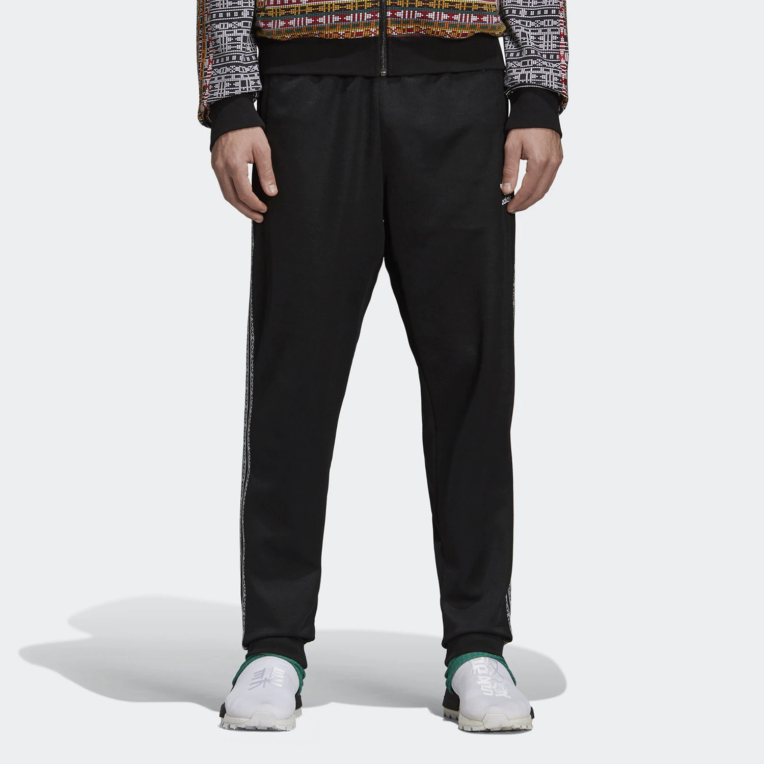 

Adidas genuine Three Stripes New Men's Casual Sport Pants EA2465