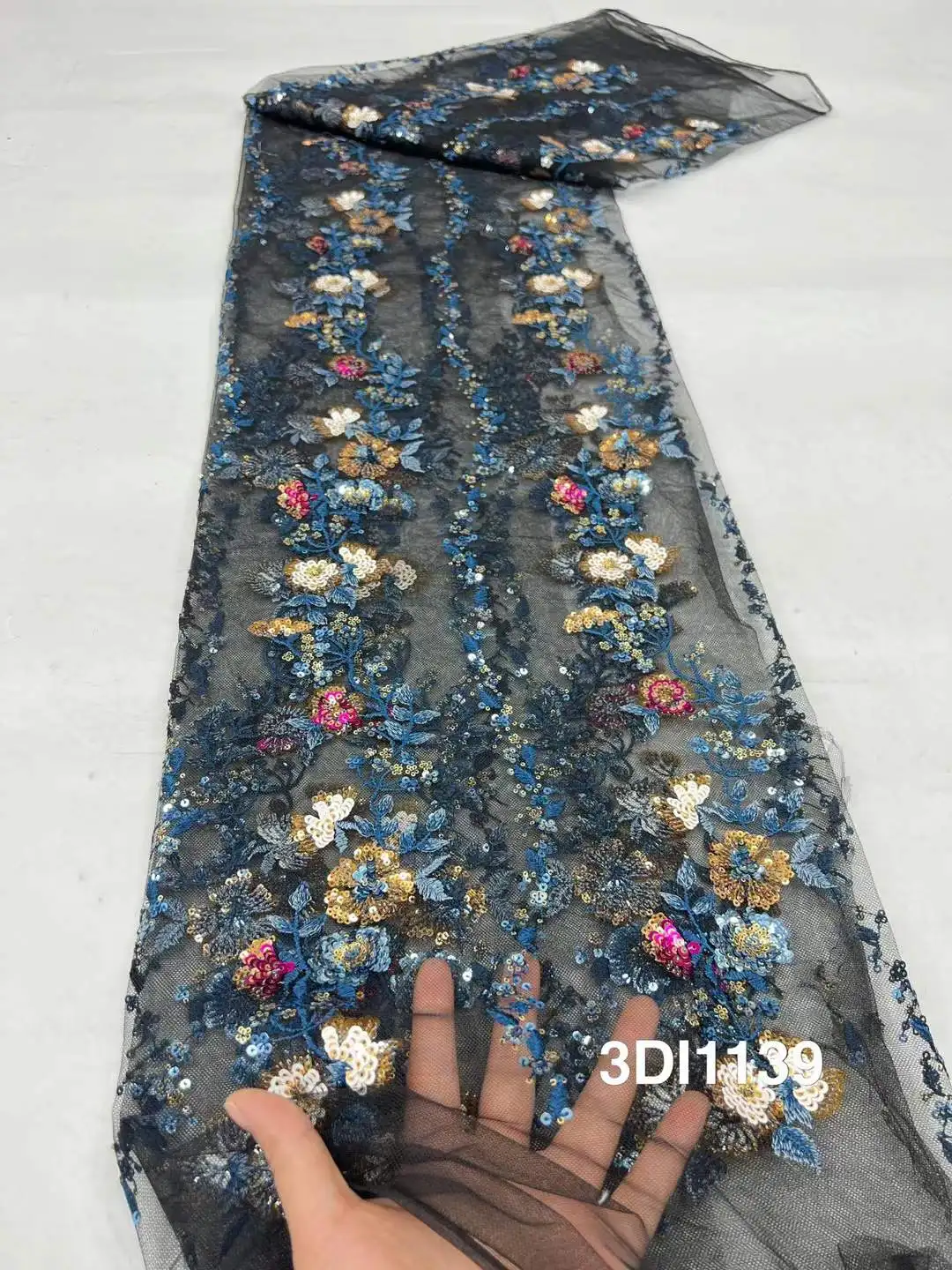 2025 قماش دانتيل تول فرنسي قماش دانتيل ترتر أفريقي عالي الجودة لفستان الزفاف فستان سهرة فاخر