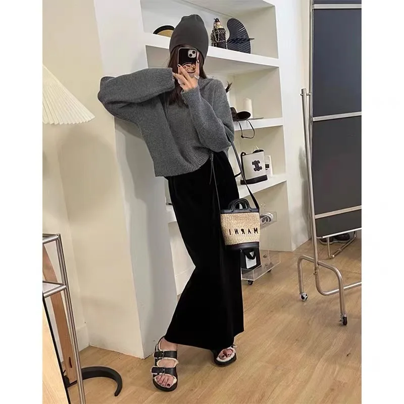 

Women's Autumn and Winter Cardigan Wool Sweater Loose Casual Short Sweater Jacket New Design Zipper Hooded Knitted Cardigan